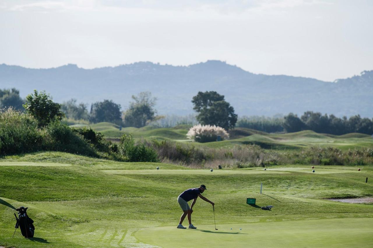 Emporda Golf Resort Торроэлья-де-Монгри Экстерьер фото