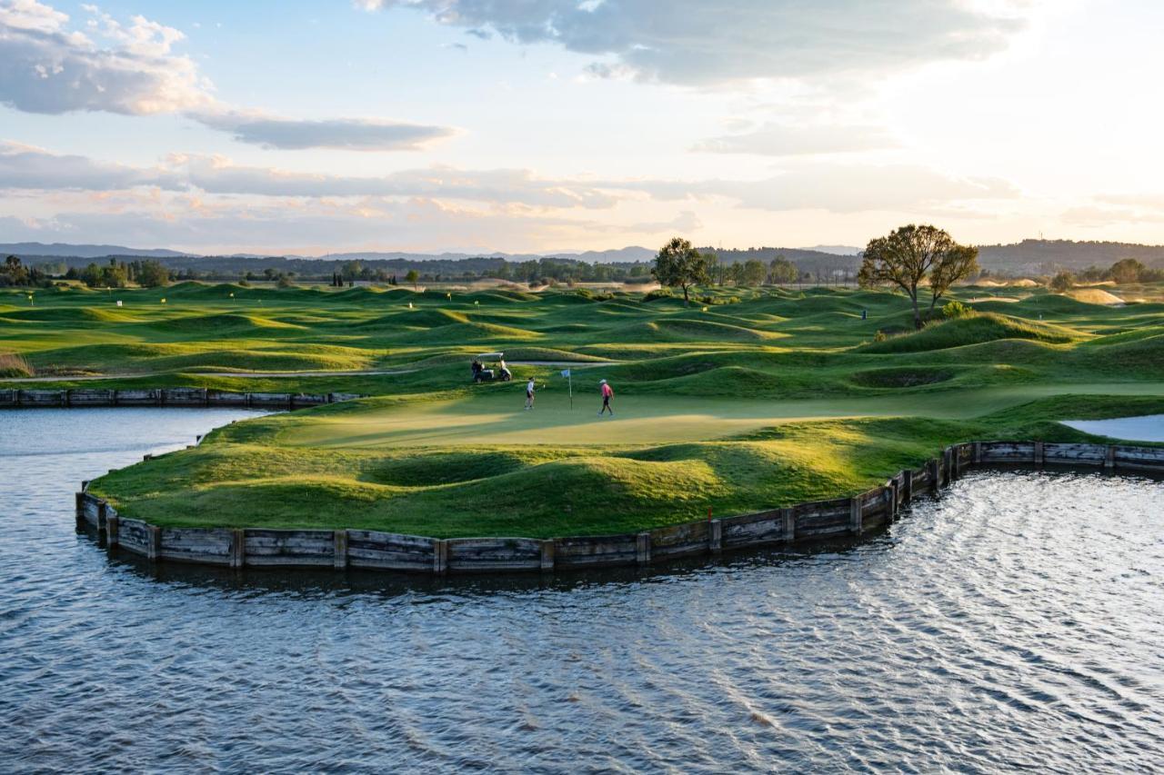 Emporda Golf Resort Торроэлья-де-Монгри Экстерьер фото